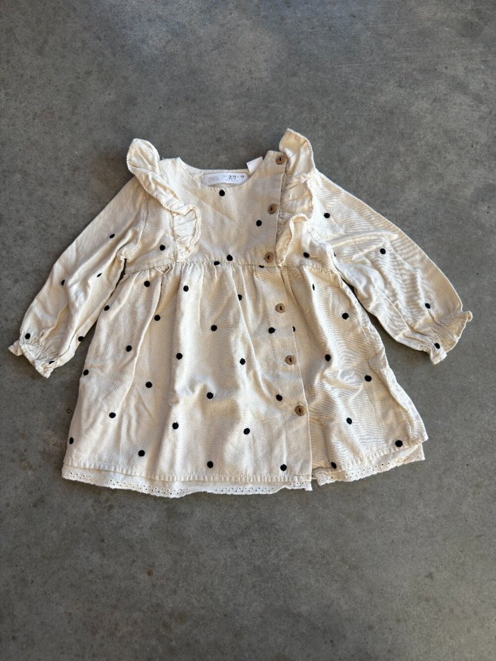 Zara Baby Girl Polka Dot Ruffle Dress 18-24M Cream Embroidered Wood Buttons